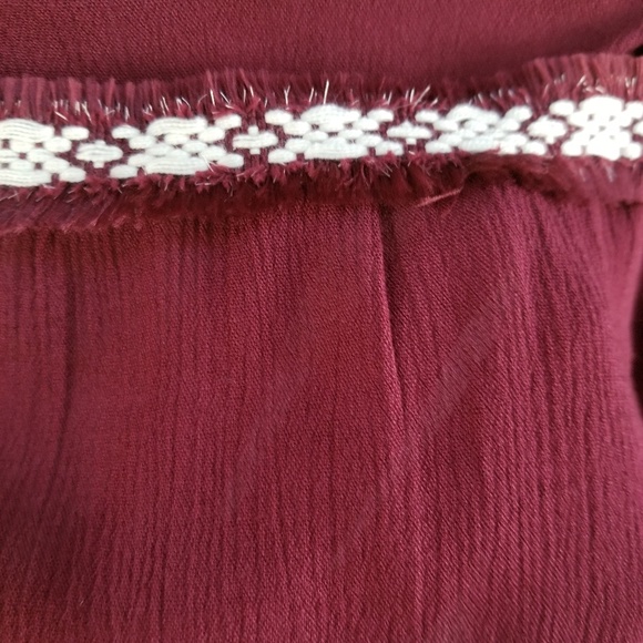 $6⭐️ Wine Embellished Bohemian Top - Picture 8 of 8